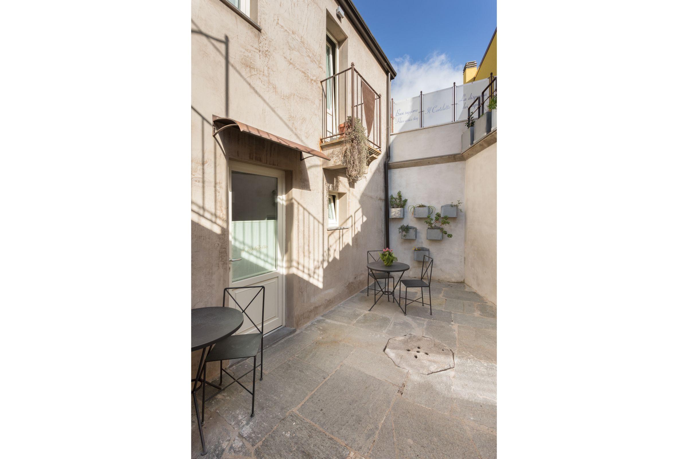 Il Cortiletto Hotel Maison Tresnuraghes Exterior photo