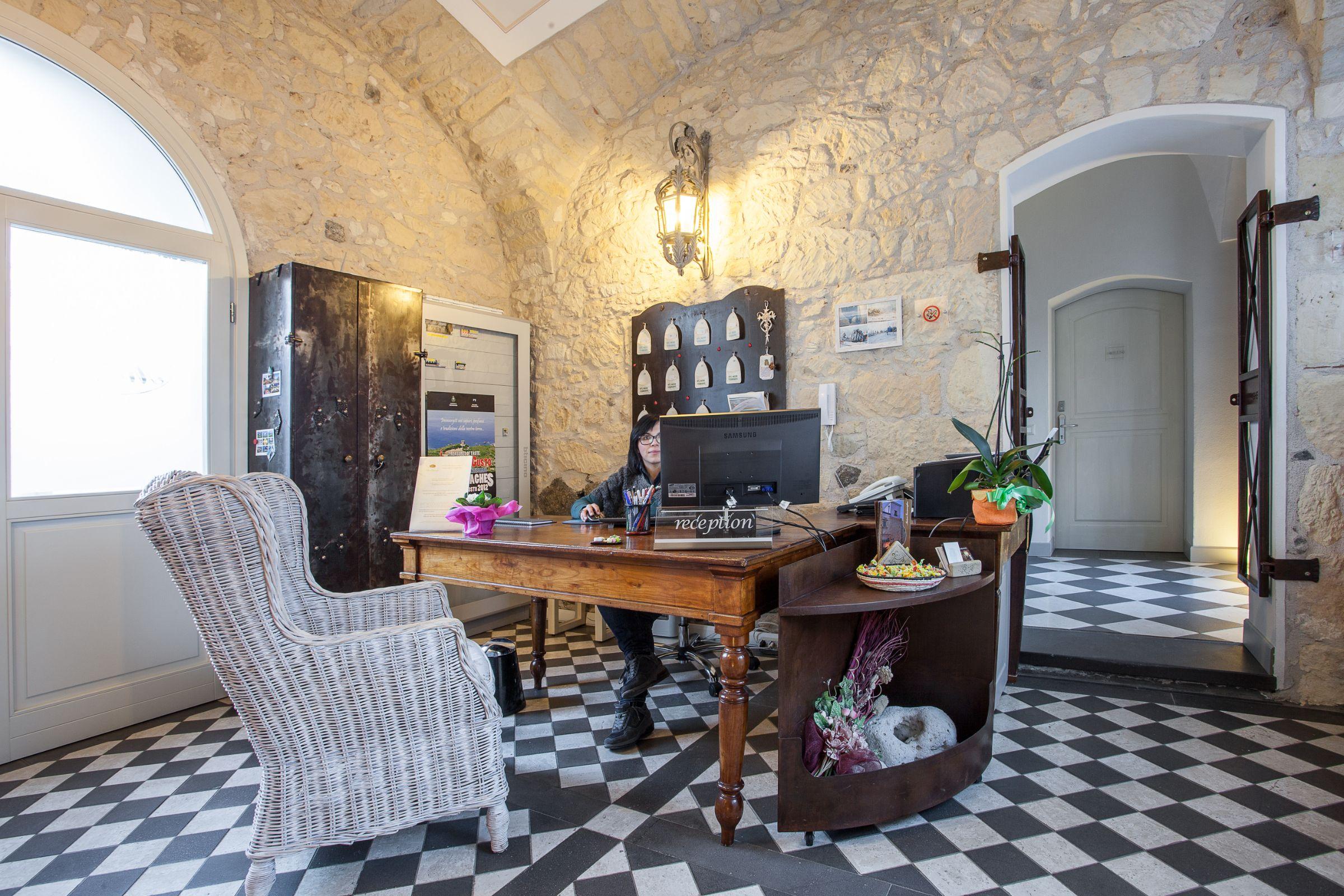 Il Cortiletto Hotel Maison Tresnuraghes Exterior photo